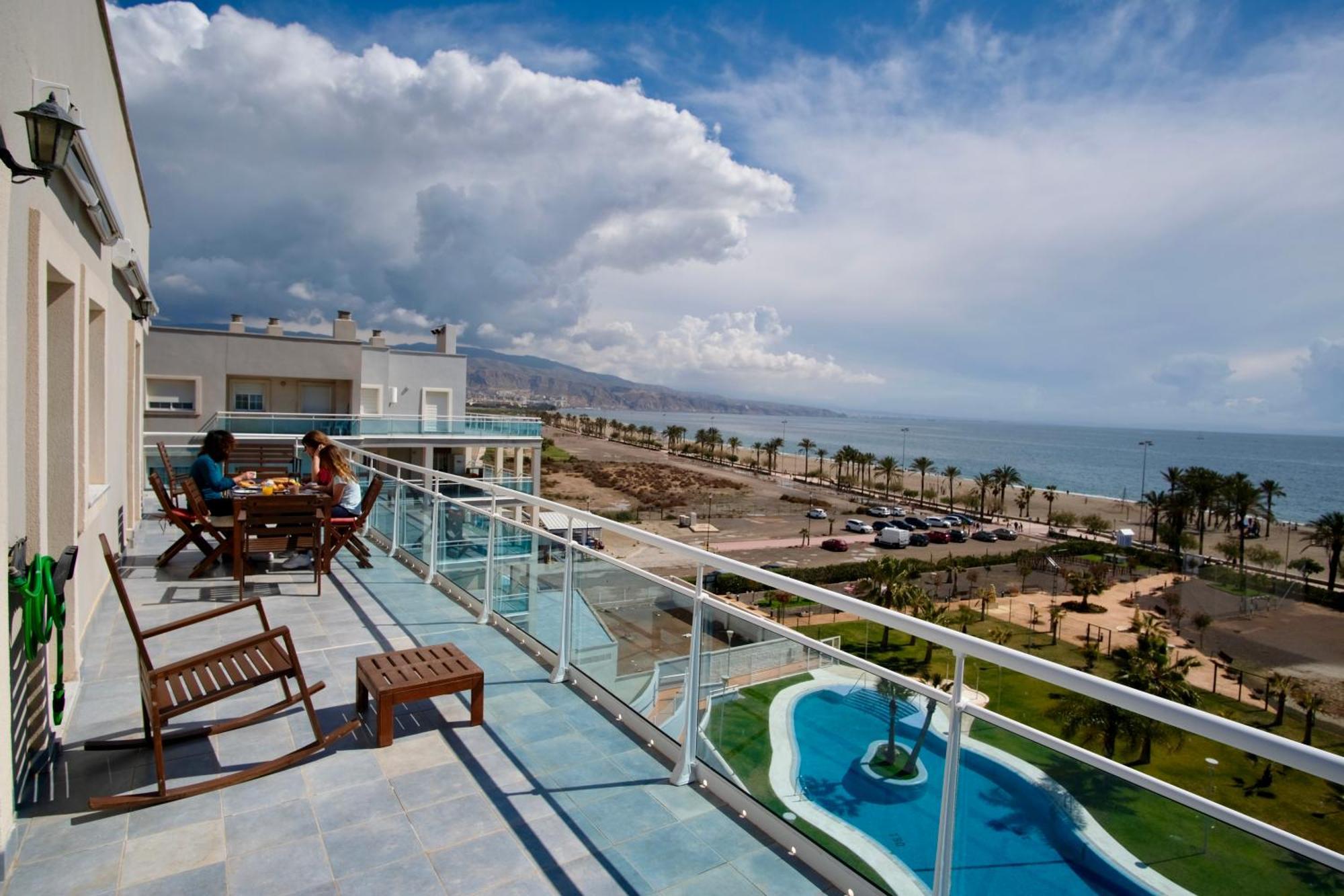Seafront Penthouse Almeria Roquetas de Mar Bagian luar foto