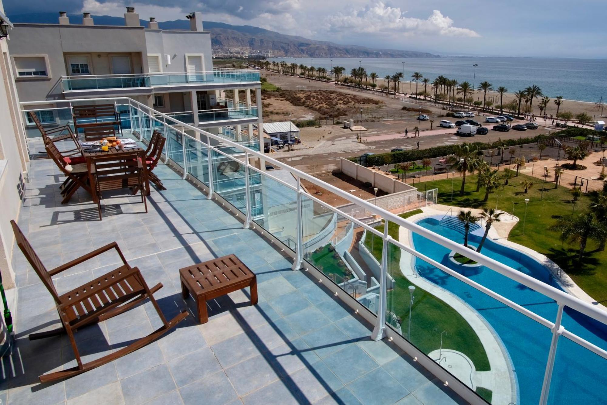 Seafront Penthouse Almeria Roquetas de Mar Bagian luar foto